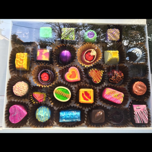 Meet your Posher, Denise - Picture 1 of 1